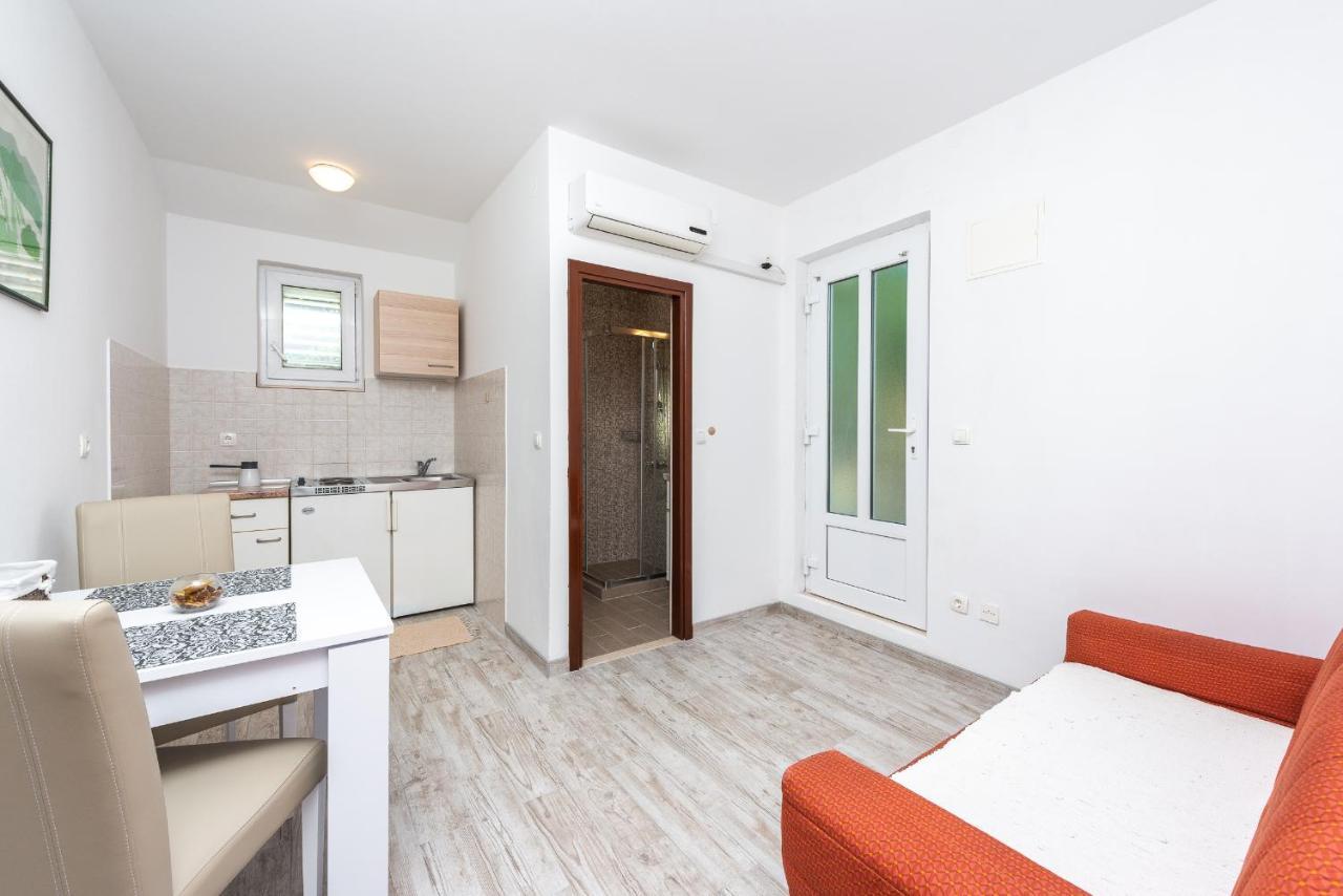 Apartments Radulj Govedari Exterior photo
